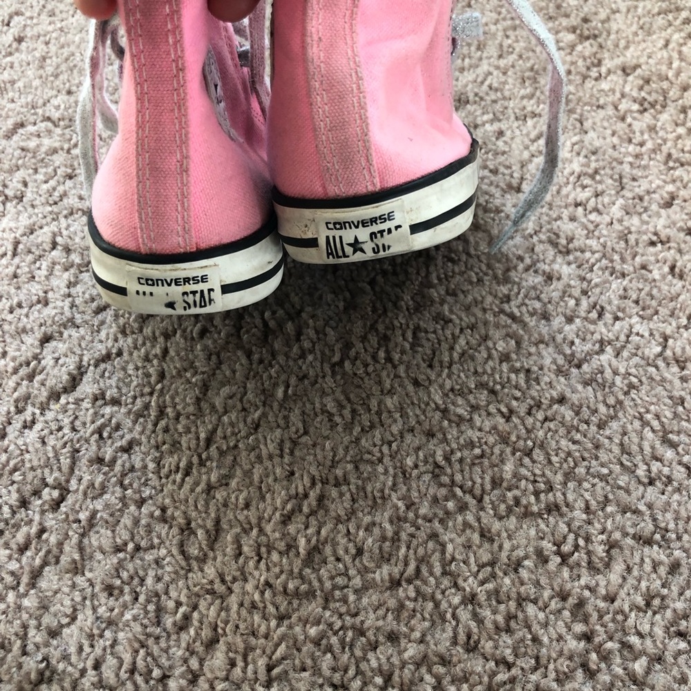 Authentic pink All Star Converse ✨✨✨ - Picture 2 of 5